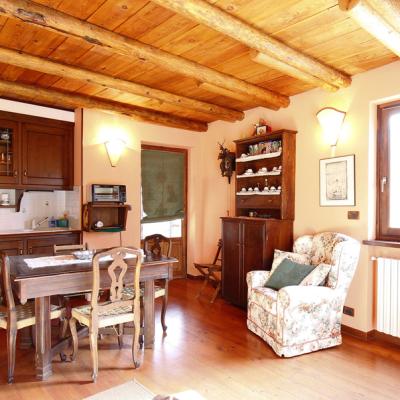 Spazioso monolocale in baita ristrutturata.