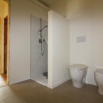 APT. 1 – BILOCALE IN BAITA DI FINE 1800 A 9 KM DA SESTRIERE – Fraz. VILLARDAMOND