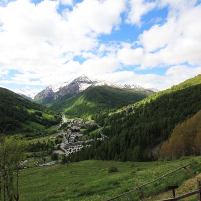APT. 1 – BILOCALE IN BAITA DI FINE 1800 A 9 KM DA SESTRIERE – Fraz. VILLARDAMOND