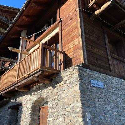  APT. 4 – TRILOCALE IN BAITA DI FINE 1800 A 9 KM DA SESTRIERE – Fraz. VILLARDAMOND