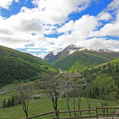  APT. 4 – TRILOCALE IN BAITA DI FINE 1800 A 9 KM DA SESTRIERE – Fraz. VILLARDAMOND
