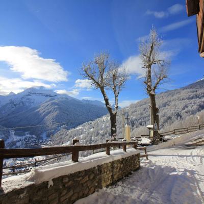 APT. 5 – TRILOCALE IN BAITA DI FINE 1800 A 9 KM DA SESTRIERE – Fraz. VILLARDAMOND 