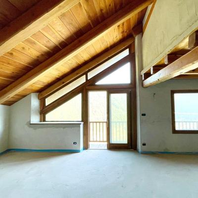  APT. 6 – TRILOCALE IN BAITA DI FINE 1800 A 9 KM DA SESTRIERE – Fraz. VILLARDAMOND