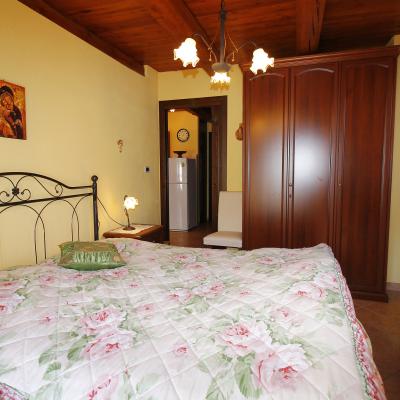 Bilocale in centro paese.