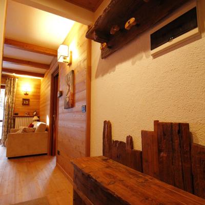 Favoloso appartamento con camino in pineta