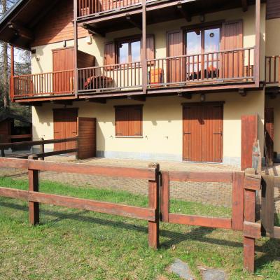 Favoloso appartamento con camino in pineta
