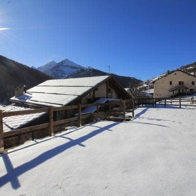 Monolocale con ampio giardino