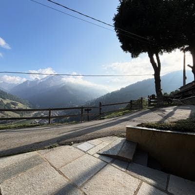 APT. 1 – BILOCALE IN BAITA DI FINE 1800 A 9 KM DA SESTRIERE – Fraz. VILLARDAMOND