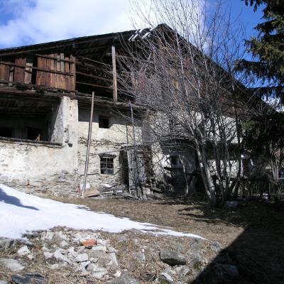 Baita da ristrutturare