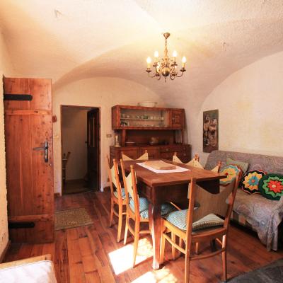 Baita del 1800 a Soucheres Basses: Tradizione, Spazio e Natura