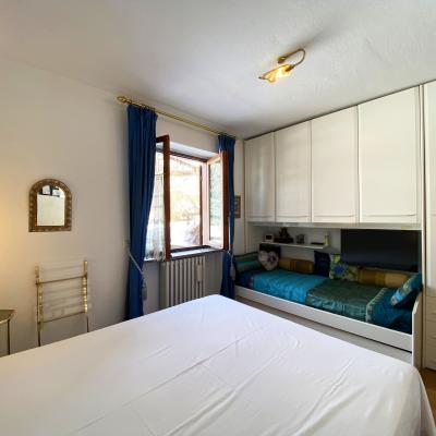 Bilocale angolare con terrazzo