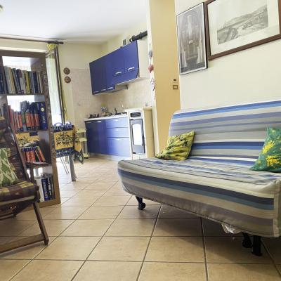 Bilocale con ampio terrazzo privato