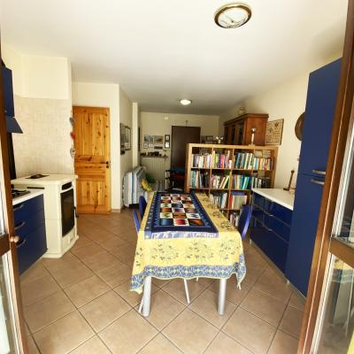 Bilocale con ampio terrazzo privato